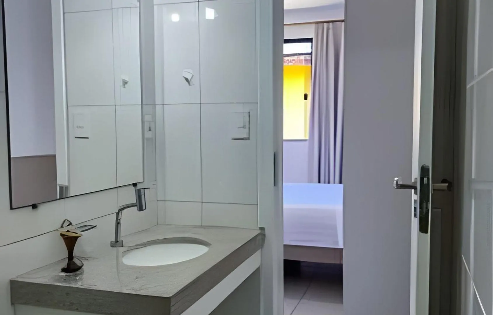 Em Frente A Praia; 2 Quartos; Wifi 300 Mbs; Ate 6 Pessoas; No 2 Pavimento; Estacionamento Gratuito 1 Carro 塞古罗港 0*,  巴西