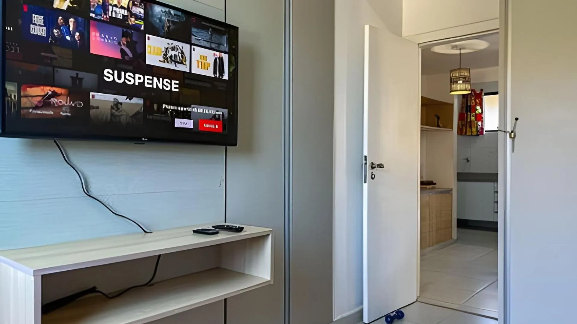 Em Frente A Praia; 2 Quartos; Wifi 300 Mbs; Ate 6 Pessoas; No 2 Pavimento; Estacionamento Gratuito 1 Carro Porto Seguro Brazil